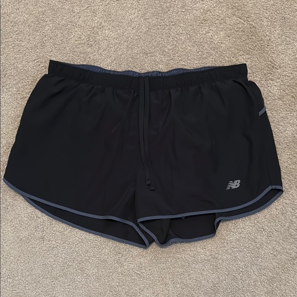 New Balance Black Running Shorts - Picture 1 of 6